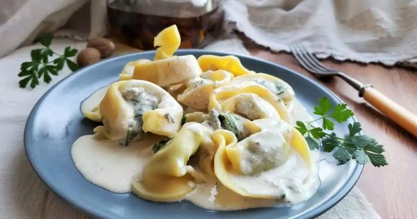 Gorgonzola Sauce Torrtellini